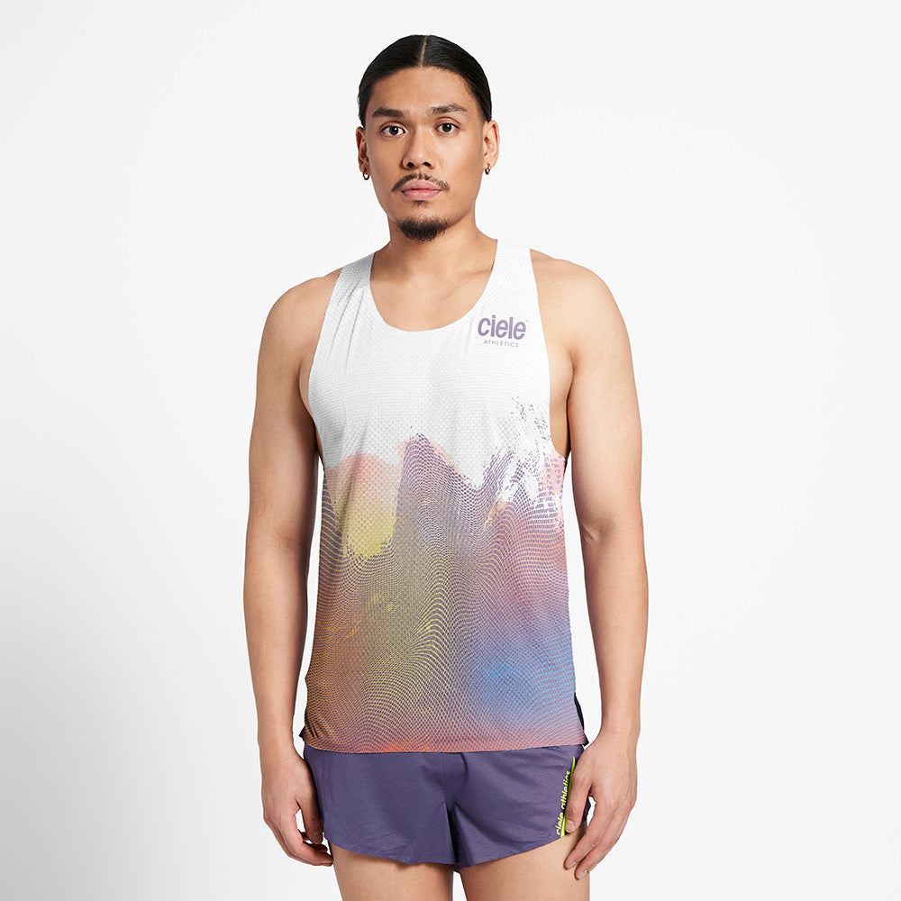 Model_Text: model is 6'0" and wears a medium